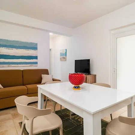 Complesso Lunarossa In City * Marzamemi