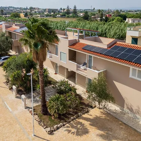 Complesso Lunarossa In City Lejlighed *