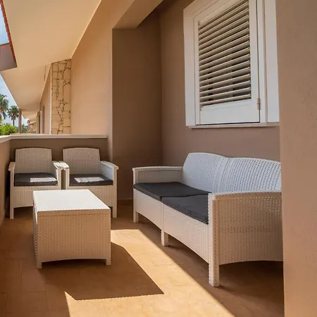 Complesso Lunarossa In City Marzamemi